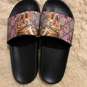 Gucci Slides 9